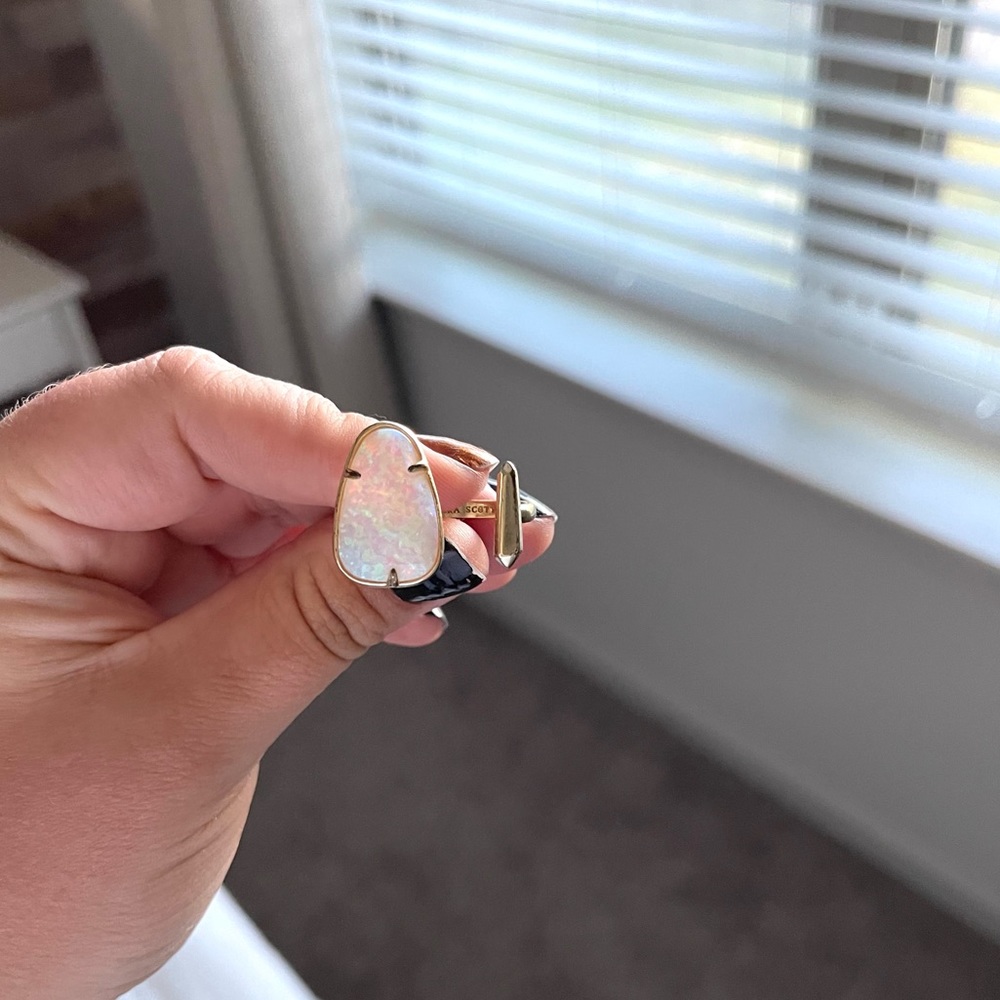 Kendra Scott Ring
